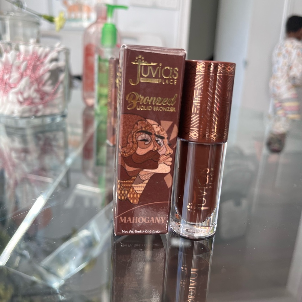 Juvia's Place Brown Bronzer Contour